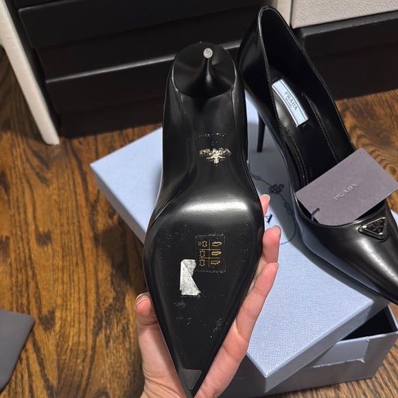 Prada Black Women's Heels - Picture 2 of 3